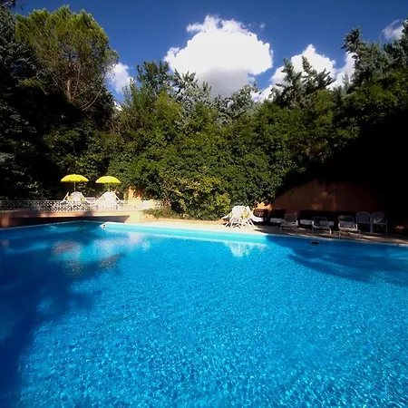 诺沃盟旅馆 4* 蒙特法尔科