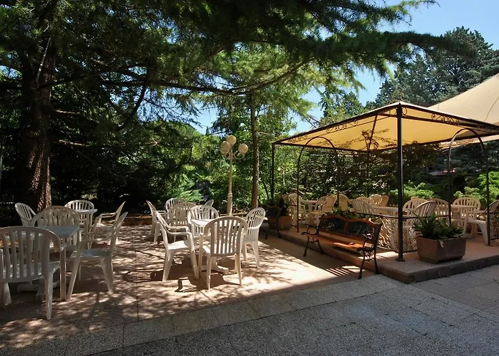 Couette-café Nuovo 4*